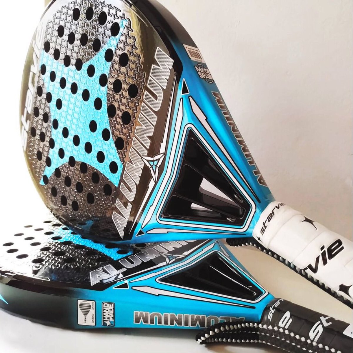 Aluminium 💎 La fortaleza y resistencia del diamante gracias a su tecnología S2. 
👉🏽bit.ly/366rhGZ

🇬🇧 Aluminium 💎 The strength, resistance and brilliance of the diamond thanks to its S2 technology. 
👉🏽bit.ly/2Q78C90