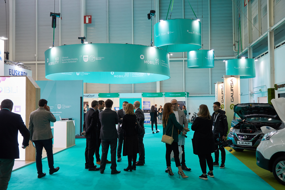 veox_es's tweet photo. El equipo de @veox_es estamos visitando la Feria @gomobilityexpo en Irun. Apostamos por conocer los proyectos innovadores y la transformación industrial del territorio. #Movilidad #innovacion #transport https://t.co/RcwYeNqlFO