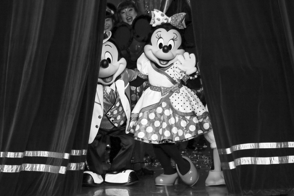 舞浜新聞 リトルクリスマスストーリー 懐かしいですね 私も当時 ケープコッドで寒さに震えながら 場所取りしてたのを思い出します