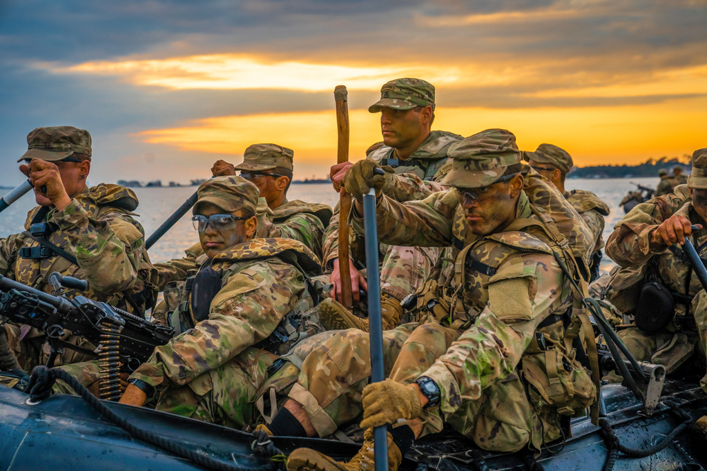 SpecWarAirmen's tweet photo. 61 days, 3 phases of Ranger School. Benning, Mountain and Florida. #rangerschool #battboys #usasoc #ussocom #specialops #rangertab #afsoc #specialwarfareairmen #specialtactics #breacherup #rltw #rangersleadtheway #armysof #combatcontroller #pararescue #tacp #sere #eod #jtac https://t.co/zmcK02vxSS