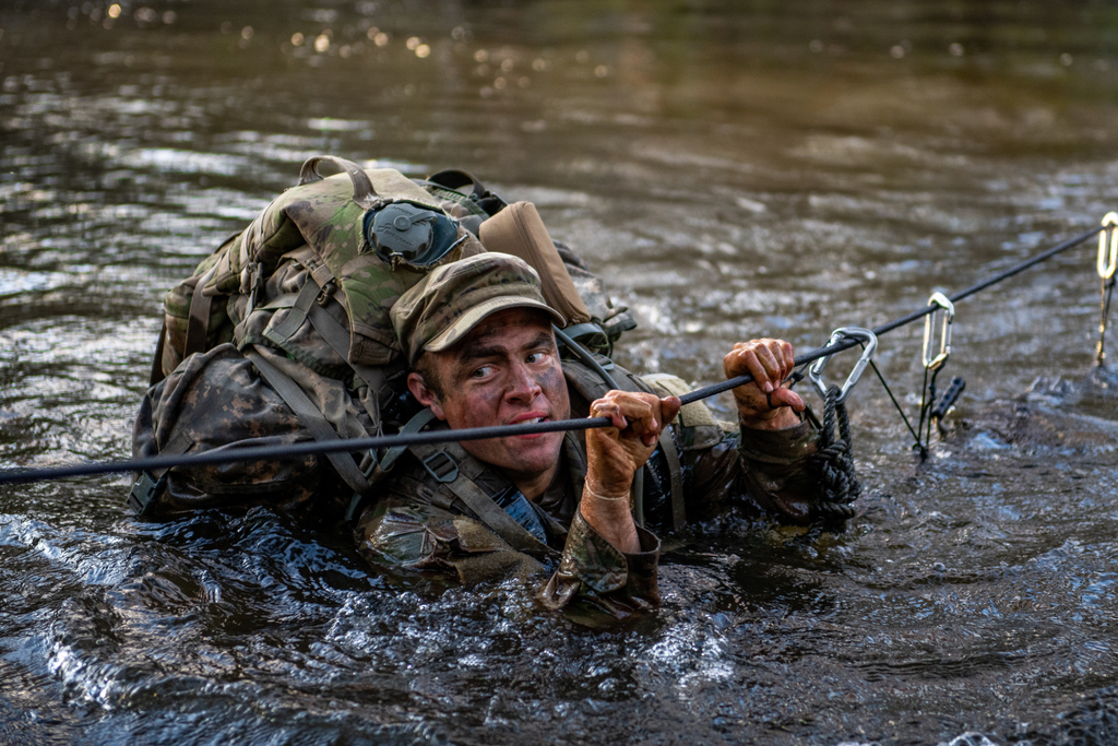 SpecWarAirmen's tweet photo. 61 days, 3 phases of Ranger School. Benning, Mountain and Florida. #rangerschool #battboys #usasoc #ussocom #specialops #rangertab #afsoc #specialwarfareairmen #specialtactics #breacherup #rltw #rangersleadtheway #armysof #combatcontroller #pararescue #tacp #sere #eod #jtac https://t.co/zmcK02vxSS