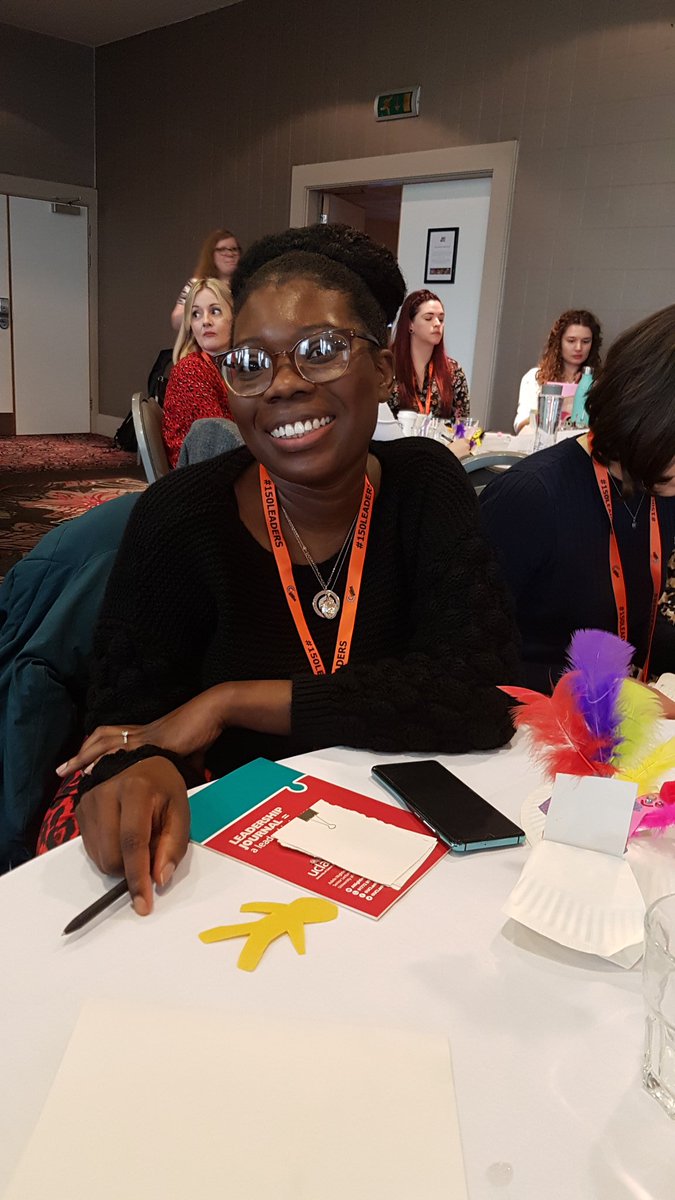 AliciaBurnettUK's tweet photo. This is @Crystal59388843 a student #nursingassociate. She's taught me so much about this new role in the nursing team at @150Leaders! @NHS_HealthEdEng @150Leaders @UOD_TNAs #studentnursingassociate #uplifteachother @councilofdeans #StudentLeadershipProgramme @BurdettTrust https://t.co/WdvHQvgUkk