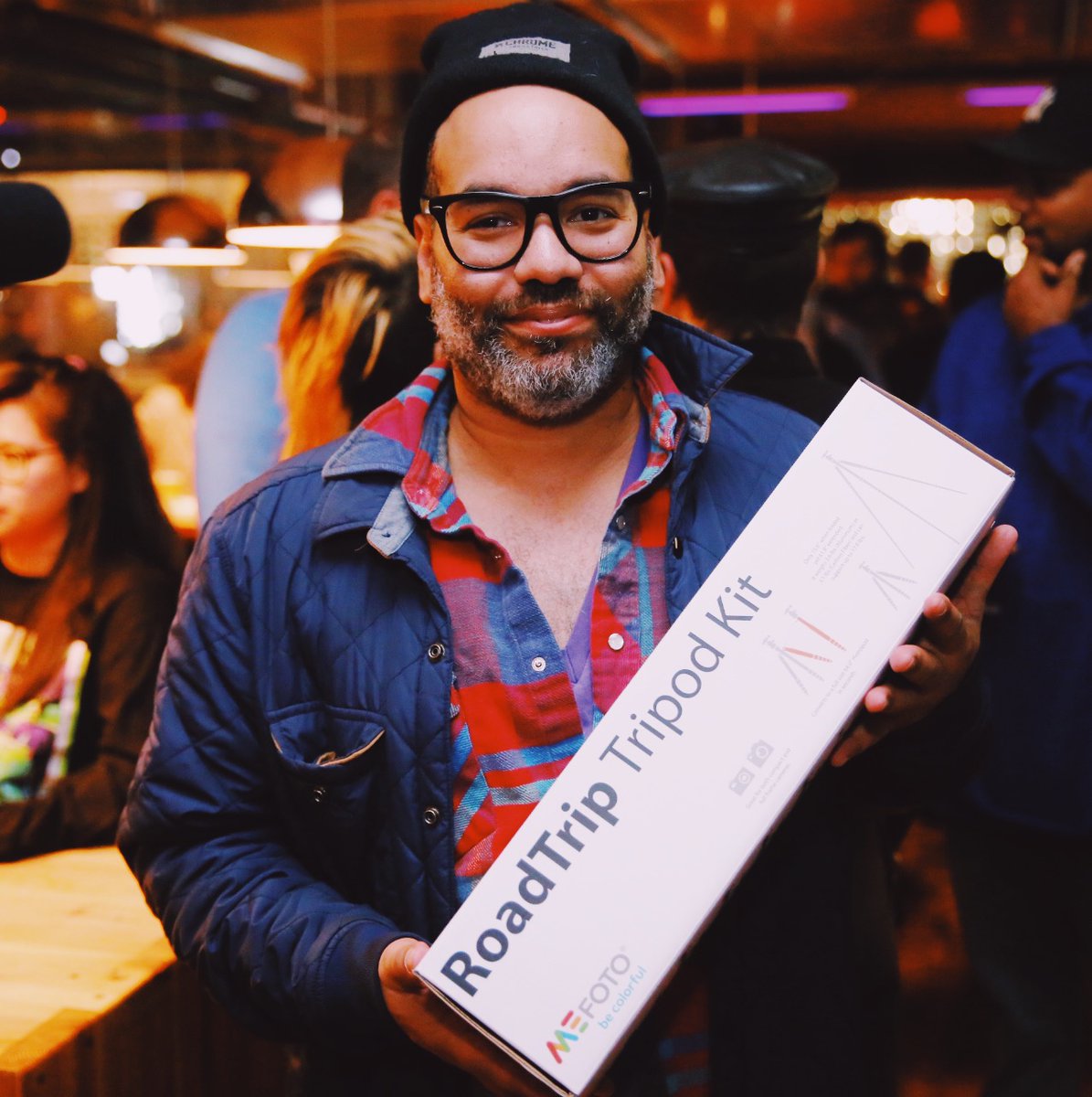 MartiniShotChi's tweet photo. We’re always giving away cool stuff 😎, make sure you participate in our raffle for your chance to win cool prizes!

#chicago #martinishotchicago #martinishotchi #filmlife #network #connect #gomagnanimous #magnanimous2020 https://t.co/r9qFxN97Vr