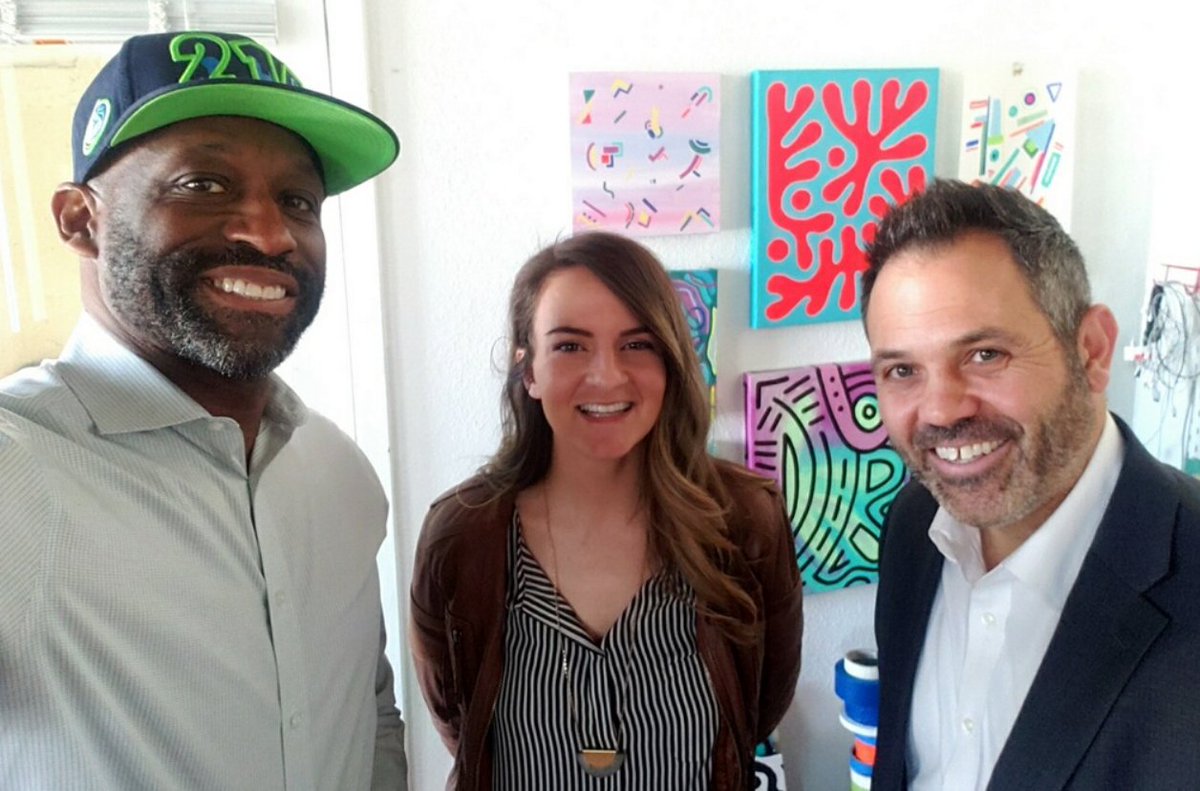 Allyn_Media's tweet image. Allyn Media&apos;s highly-acclaimed, entertaining and informative podcast Deconstructing Dallas, hosts @ShawnPWilliams and @RTrimble15 deconstruct Dallas art with muralist and illustrator @marpohl #allynmedia #dallaspodcast #deconstructingdallas #bontonfarms #maripohlman