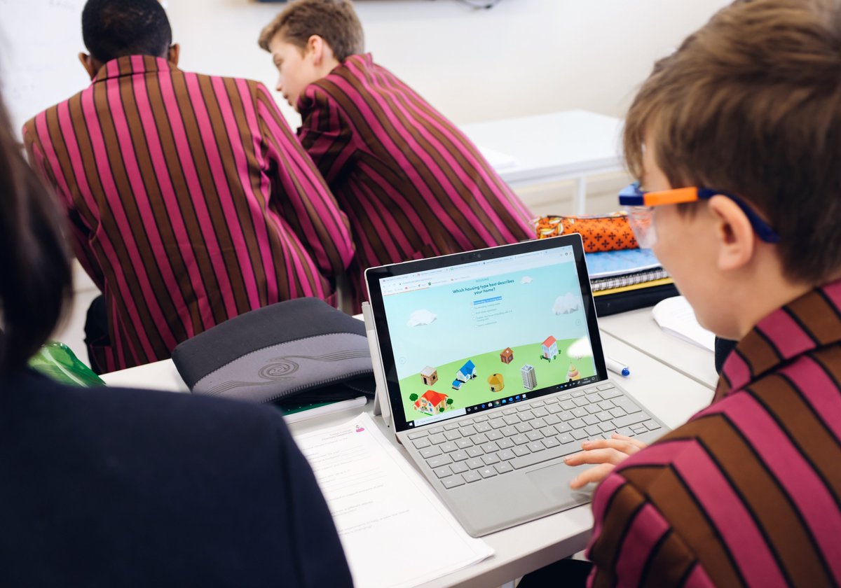 FettesLearn's tweet photo. 3rd Form Climate Change Week continues…

Our Chemistry students have been exploring what actions they can take at home and in their communities to help nurture planet earth 🌿

They have also been replicating the greenhouse effect in the chemistry lab!

#FettesLearning https://t.co/BUjXnlSUvk