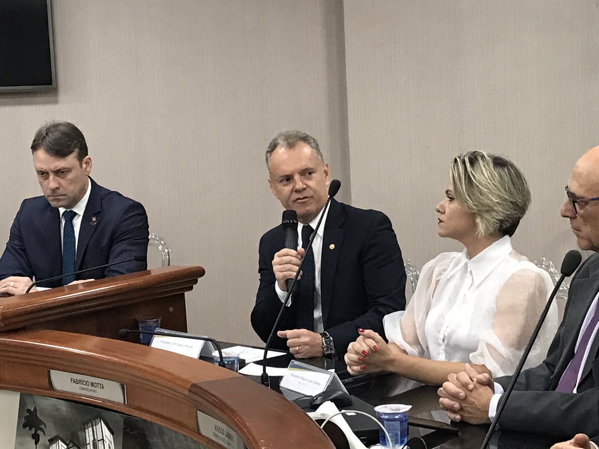 tcmgooficial's tweet photo. O novo procurador-geral do MPC, José Gustavo Athayde, ressaltou a importância da inovação e da proatividade para a continuidade e os avanços dos trabalhos já desenvolvidos pelo MPC. https://t.co/OcKvukEy28