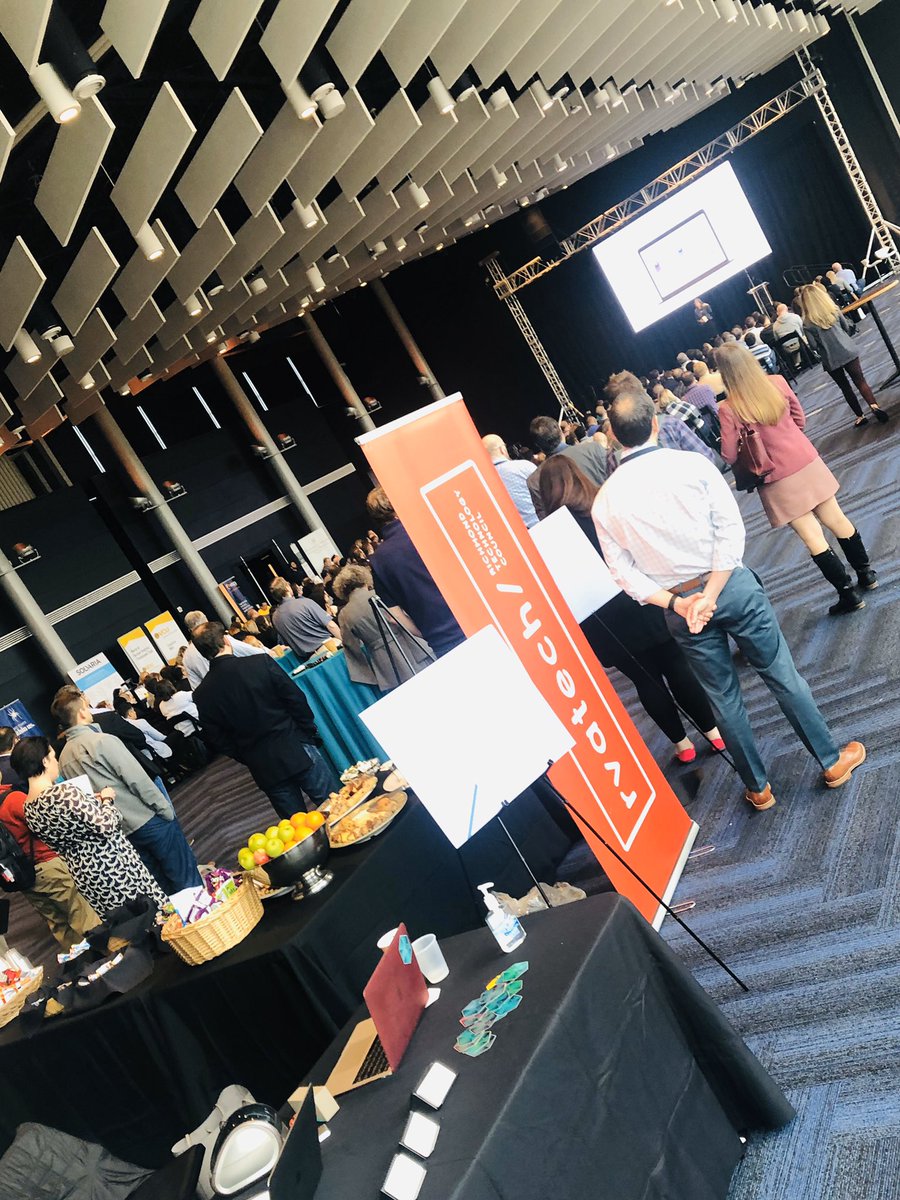 looloolinds's tweet photo. Thanks to #rvatech and all the sponsors for putting on this years #rvadatasummit20 - great turnout!! @MarathonIT @rvatechcouncil #TodayAtMarathon #AllThingsData #RVA https://t.co/X2MJhpHpay