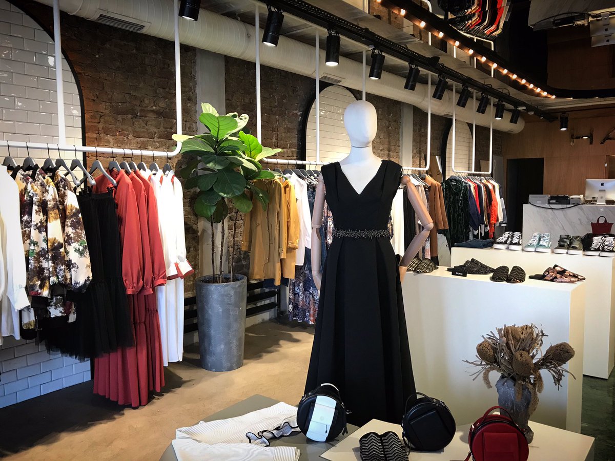 HabbConcept's tweet photo. #İlkbahar’ın canlı renkleriyle buluşan #elbiseler #HABB’ta...
#woman #shopping
👉 https://t.co/c3jLpOTUFm https://t.co/pme38xIPVu