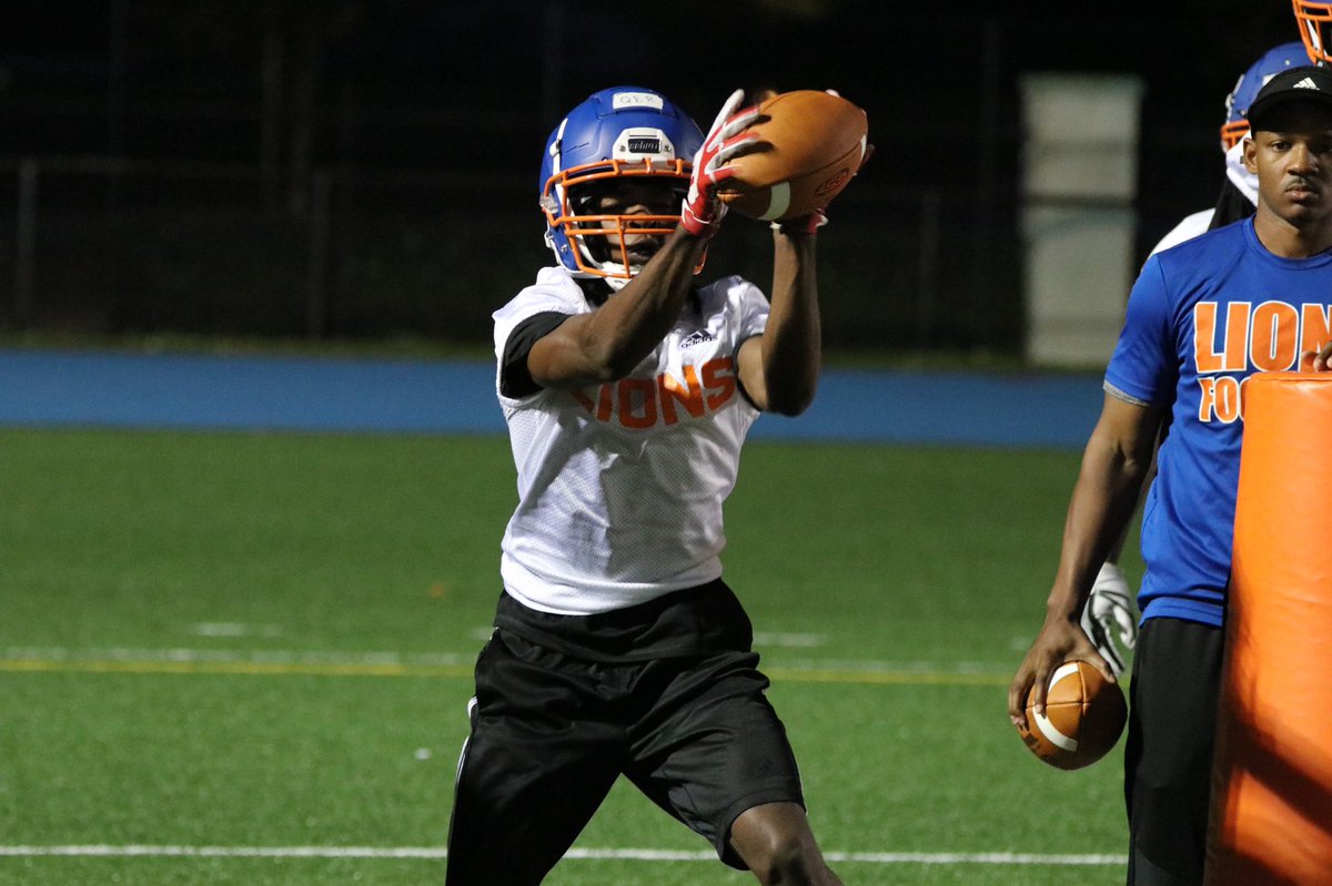 GoFmuLions's tweet image. Day ✌🏾 @FMULionsFB
#SpringPractice #TheRebirth