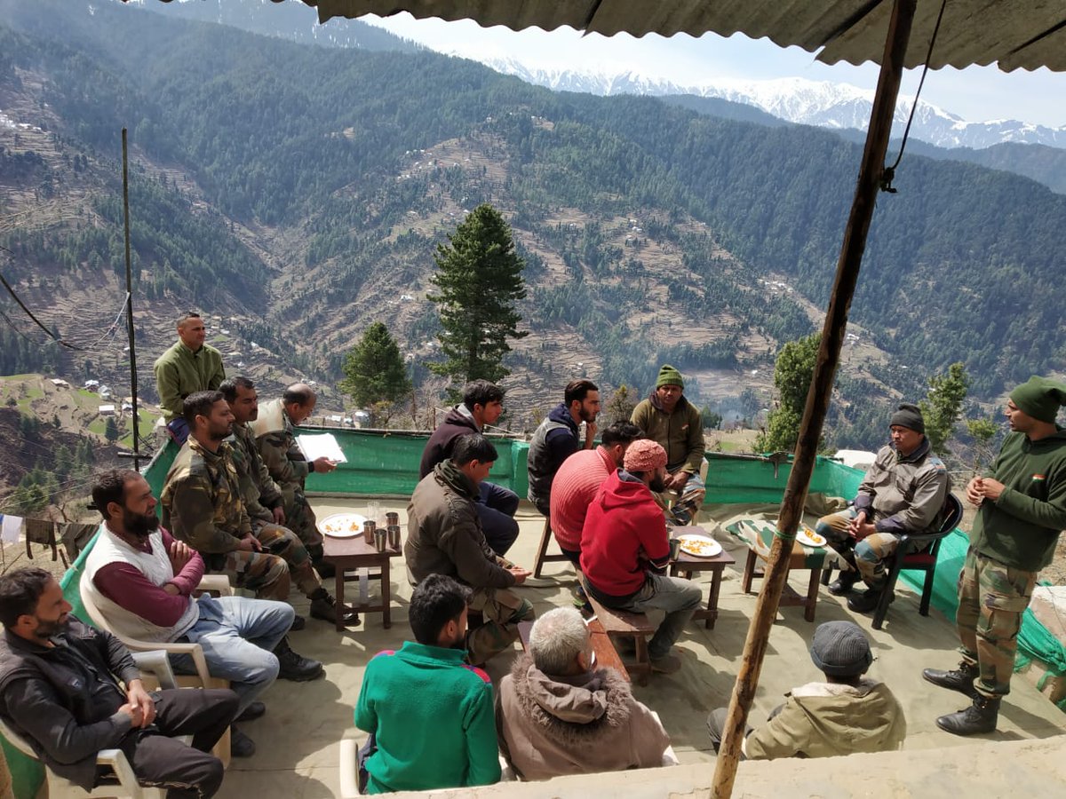 Whiteknight_IA's tweet photo. To promote peace & harmony in the region a #QuomiEktaSabha was org by #IndianArmy at Gosti, #DodaDistt. Issues of development of the region, youth & #WomenEmpowerment also discussed. #ArmyForYouthDevelopment #ArmyForPeace #ArmyForNationalIntegration @adgpi https://t.co/iBZEiACqZ6