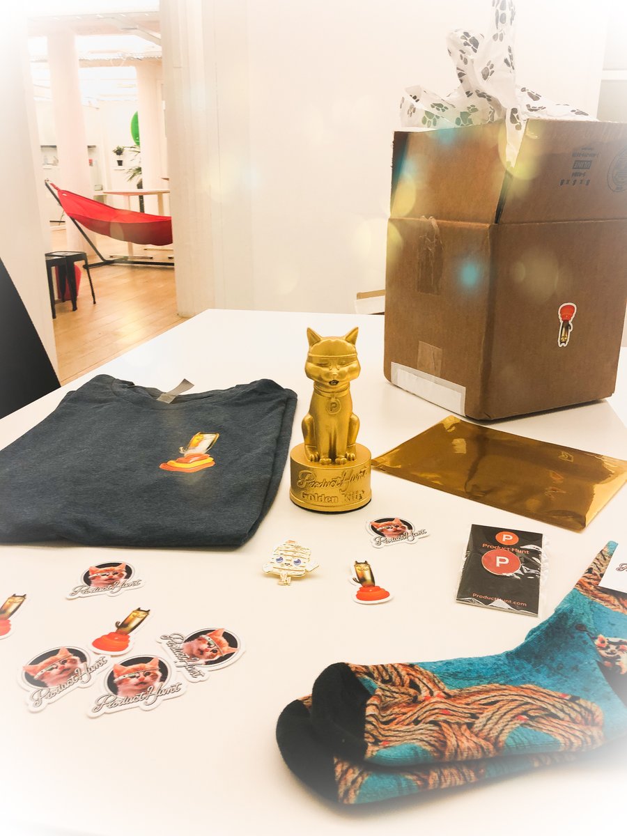 1/3 Just received a cat in the post 🙀
Thank you so much @producthunt for the 🐈 Golden Kitty (+ and all the cool merch 🧦👕) for @LazyappHQ 😍
And everyone who nominated and supported me along the way!
Big up to <a href="/ThomGroutars/">Thom</a> <a href="/syswarren/">Julie</a> @CalumWebb0 <a href="/rrhoover/">Ryan Hoover</a> <a href="/Abadesi/">Abadesi (she/her)</a> 🤗
