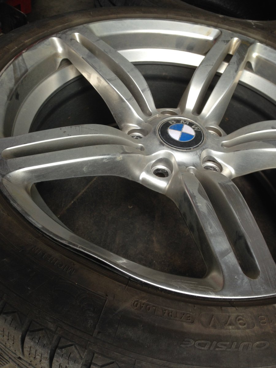entirely_mobile's tweet photo. Wheel structural repair: Better to repair or buy new - https://t.co/n2xKpKBGRM https://t.co/6YPVpOc4gM