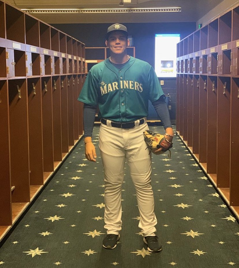 MiLBMariners's tweet photo. Good to see 18-year-old RHP David Morillo in Arizona this year. He was awesome in his 1st pro season.
14G, 3-1, 1.62ERA, 39IP, 31H, 14BB, 41K, .212 BAA. Bright future. #BabyMs https://t.co/XuONqKhl69