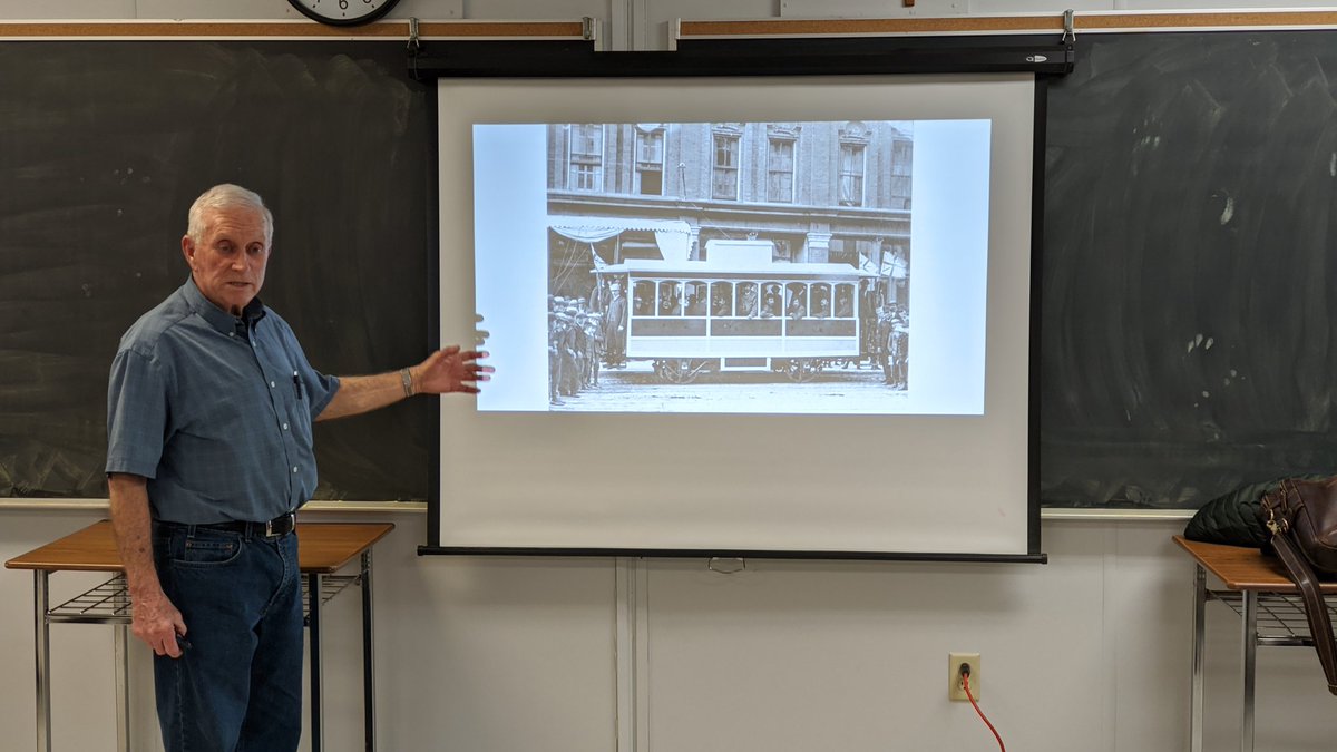 Listening to Bernie Drouillard discuss historical Streetcar 351 with students <a href="/ENWINUtilities/">ENWIN Utilities Ltd.</a> <a href="/HJLassaline/">H. J. Lassaline</a> <a href="/ladwecdsb/">L.A Desmarais School</a>