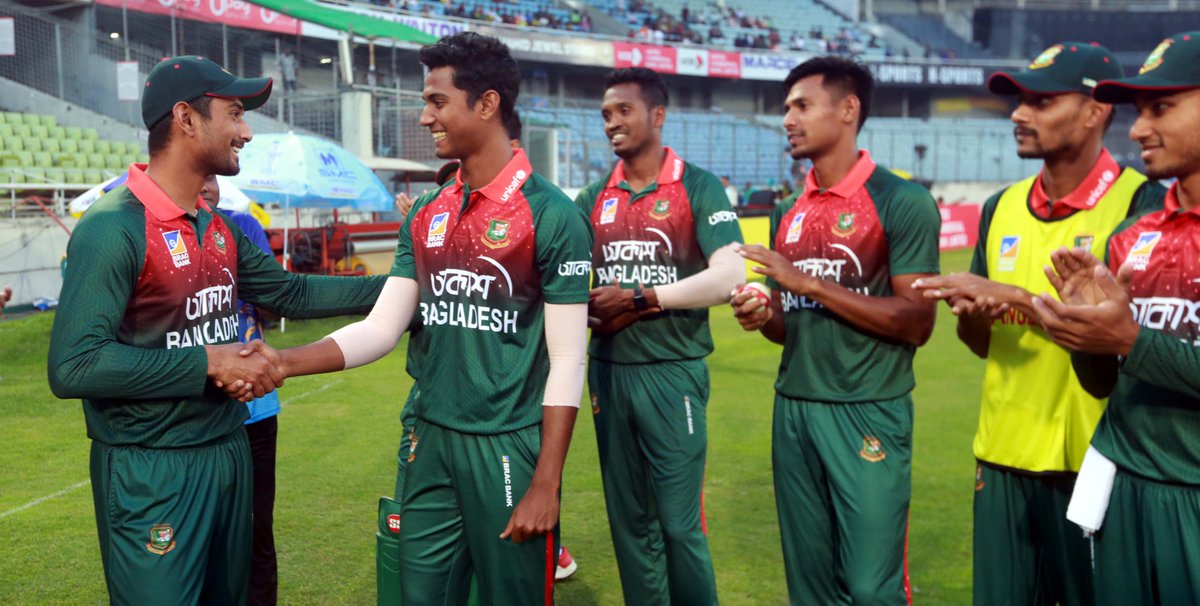 BCBtigers's tweet photo. Debutant Hasan Mahmud was congratulated by the teammates after the toss.

#BANvZIM #RiseOfTheTigers https://t.co/aBxffe9eVY
