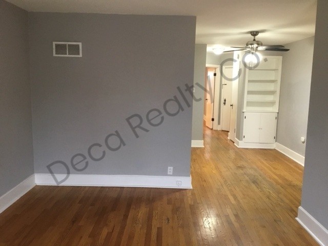 Check out this 1 bedroom 1 bathroom apartment conveniently located near Hampton and Chippewa. This apartment features an updated kitchen with new white cabinets, stove, refrigerator and microwave. Off street parking.

ow.ly/ZcFN50yIWIl