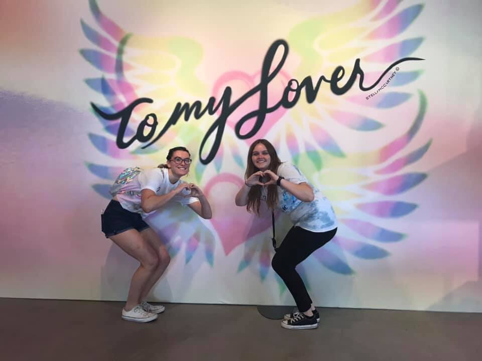 PaperRingsTS13's tweet photo. Missing release week. 🥺😭💗💖🦋 #LoverReleaseWeek #Swifties @taylorswift13 @taylornation13 https://t.co/okUYuQWzOG