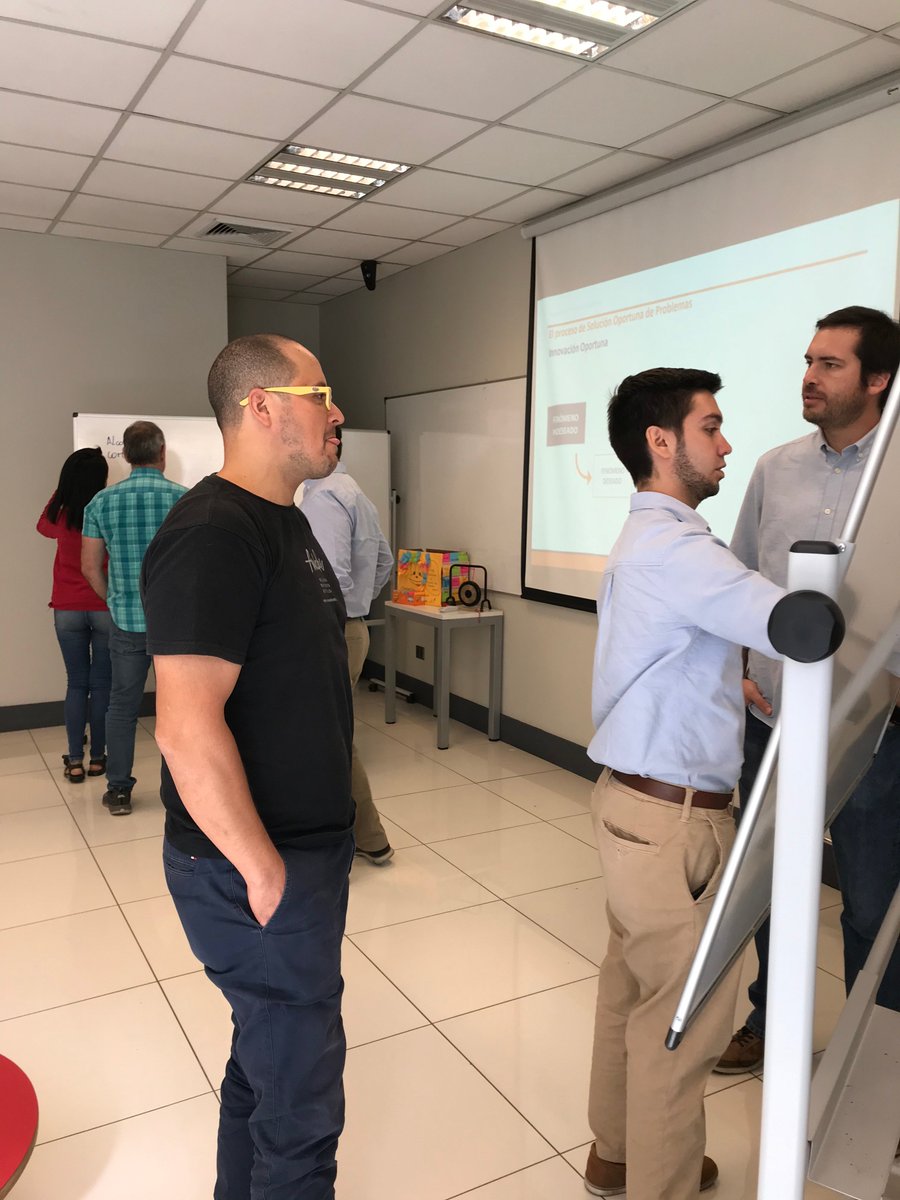 SitChile's tweet photo. Conociendo los principios básicos de la metodología SIT. 
Si no te quieres perder nuestro próximo desayuno, inscríbete acá..
https://t.co/VtMn6NHfLI https://t.co/ZJXBEcCnwY