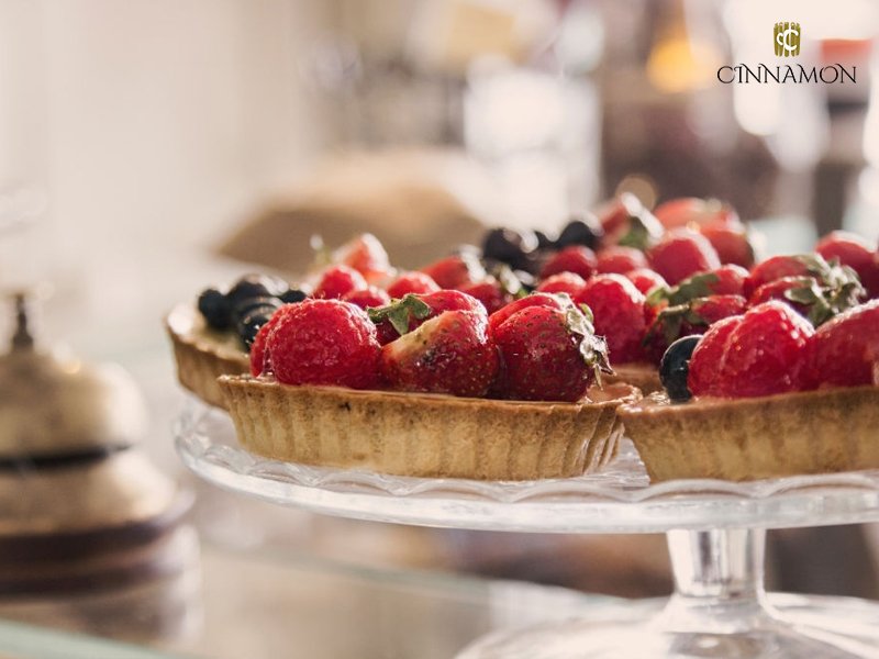 renhotelblr's tweet photo. Savour a dainty confection topped off with sumptuous strawberries. One of the many must-try options from Cinnamon's 'Vegan Desserts' extravaganza.
For more information or reservations call us on 080 4685 5555
#RenIsIn #Sweets #pasteries #vegandesserts #sweettreats #veganfood https://t.co/HI2Qlf40ea