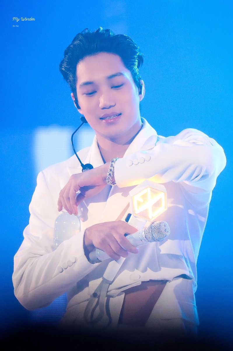 MyWonder88's tweet photo. ㅂㅇㅂ: 페트병... 안 열려…

ㅂㅇㅂ: 진짜 안 열려요..

ㅂㅇㅂ: 열었다..!

#카이 #KAI #EXO #엑소카이 #종인 https://t.co/1FL2BdVIR2