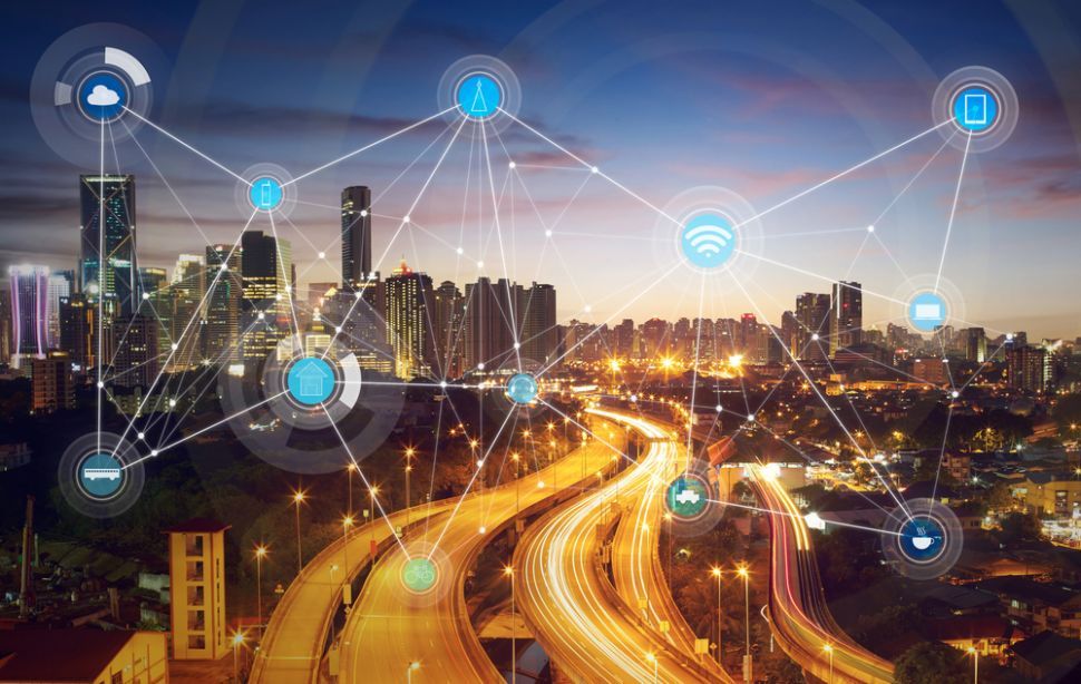 PitneyBowes's tweet photo. From AI and the IOT to the Cloud and APIs, Ryan Higginson shares his insight on the innovative technologies behind parcel deliveries @TechRadarPro @TechRadar https://t.co/23X2YIuPFt #ecommerce #shipping #innovation #sendtech #AI https://t.co/f3IYtuet2b