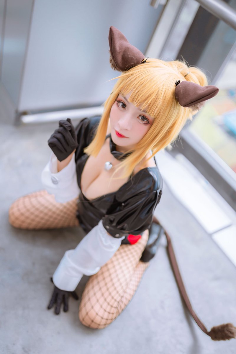 #推进之王 #丝袜 #腿控

喵 https://t.co/5KhRDhz8vu