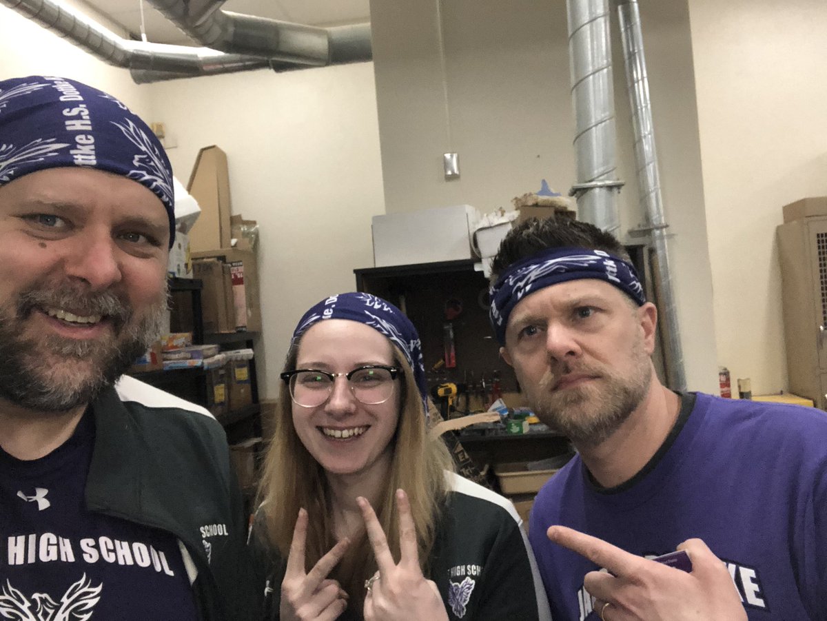 BittersKayleigh's tweet photo. #Huggle #Dottke #wawmproud @goelzg @papagoose_cw https://t.co/5k0vhUqf8V
