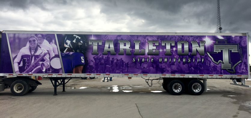 waterboy_tx's tweet photo. Texans in Motion....Next Level Ready @TarletonSports
#webrandbig #athletics #sports #sportsbranding #waterboygraphics #customgraphics #customwraps #customtrailers #tarleton #texans https://t.co/HYla07eTn9