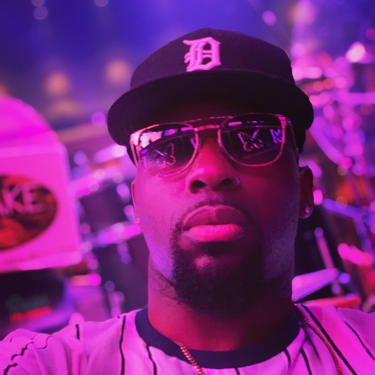 HeIsJBake's tweet photo. 😎Can’t Catch #Corona W/ Shades On😜
❗️❗️❗️❗️❗️❗️❗️❗️❗️❗️❗️❗️
#ImNotWorried 
#HeisJBake
#JBake
#JBakeTheGreat https://t.co/Pf5FeVcTnm