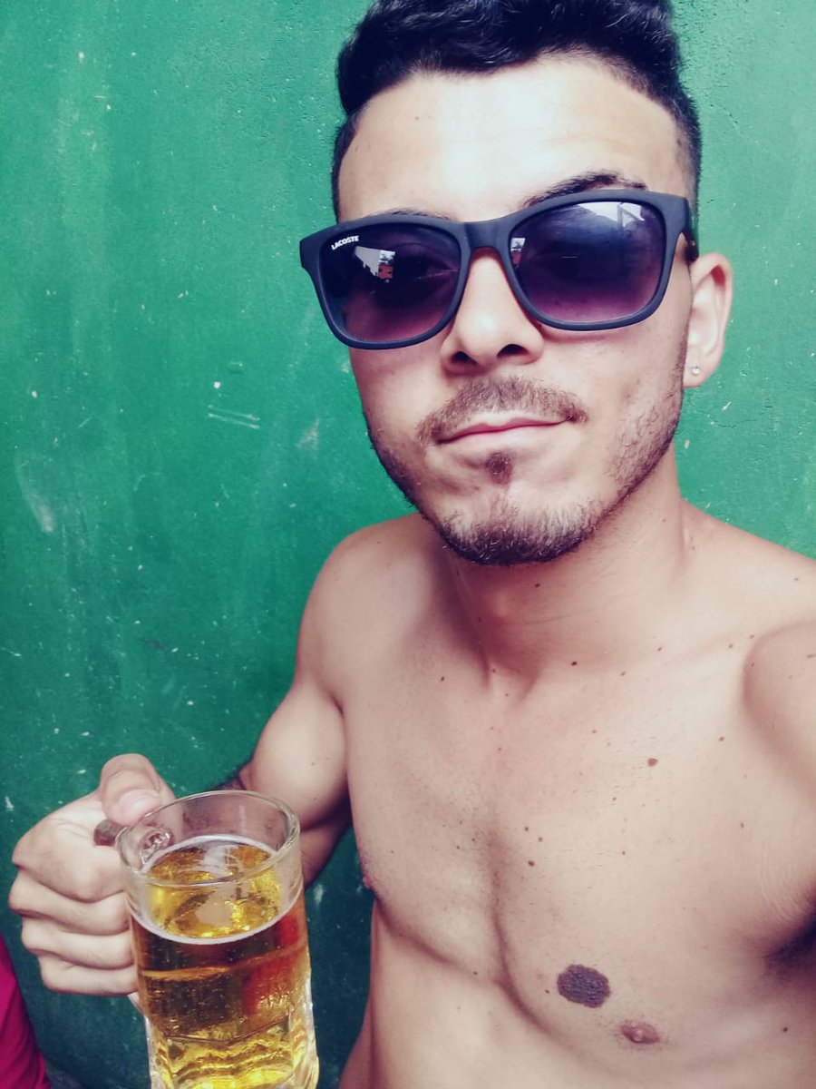 FelipeA11684199's tweet photo. Obrigo Deus , por mais  um ano de vida !!
Alves  2.6 😏 https://t.co/jolxaHDC0U