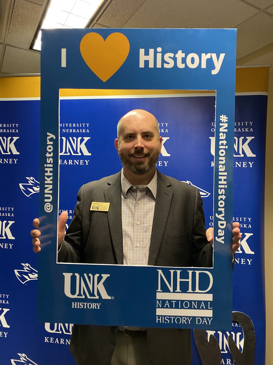 Excited to judge the #NationalHistoryDay regional at ⁦@UNKearney⁩! More than 285 students from schools across central and western Nebraska are here! ⁦@UNKHistory⁩ ⁦@cas_unk⁩
