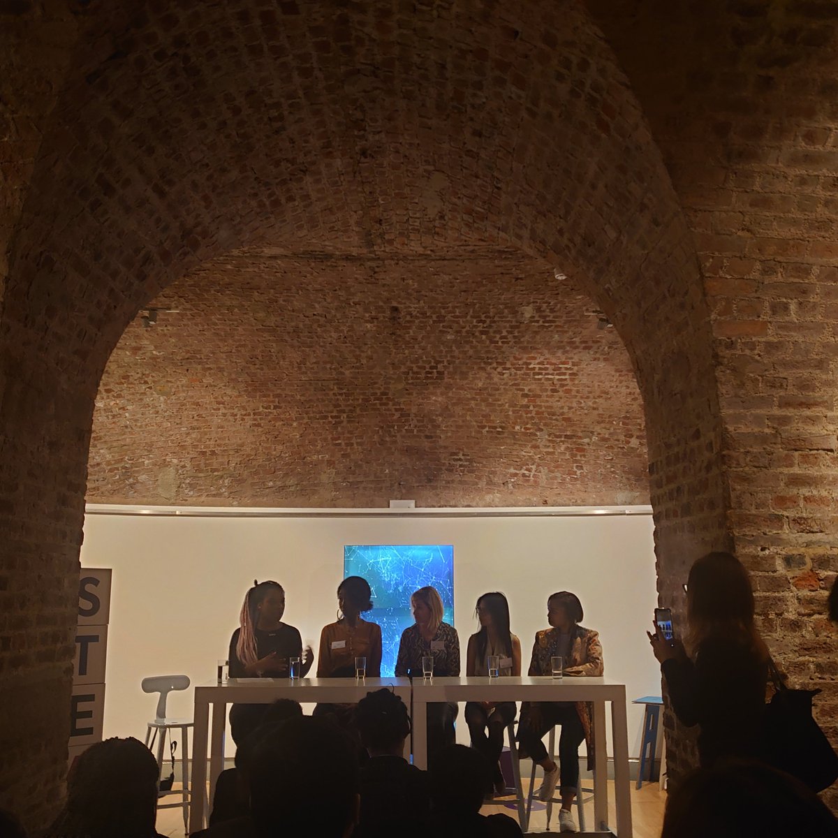 "I am no longer accepting the things I cannot change.I am changing the things I cannot accept" Angela Davis <a href="/theRSAorg/">The RSA</a>  Breaking Boundaries #STEAM20 Panel Discussion #WSTEAM20 <a href="/KirzArt/">KirzArt 🎨</a> #QOTD  <a href="/CityWestminster/">Westminster City Council</a> <a href="/TheNorthbankBID/">The Northbank</a> @WomenInDataUK <a href="/fashionbyteshq/">fashionbyteshq</a>  #women #arts #gender