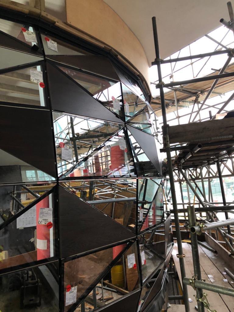 TechnowoodUK's tweet photo. We have an update on the bespoke A2 fire rated panels we made for @IQProjectsUK! Here they're being installed in Manchester 💚

@technowood_alaz @IQGlassUK @SHDesignCentre #architecture #manchester https://t.co/lT9OeApSF1