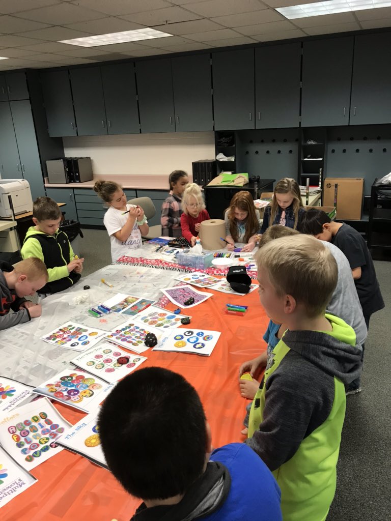 WagnerJCD's tweet photo. JCD Read Across America. Mrs. Pindell’s Second Grade Class enjoy reading the book Only One You &amp; painting rocks. https://t.co/E52RVM9M93