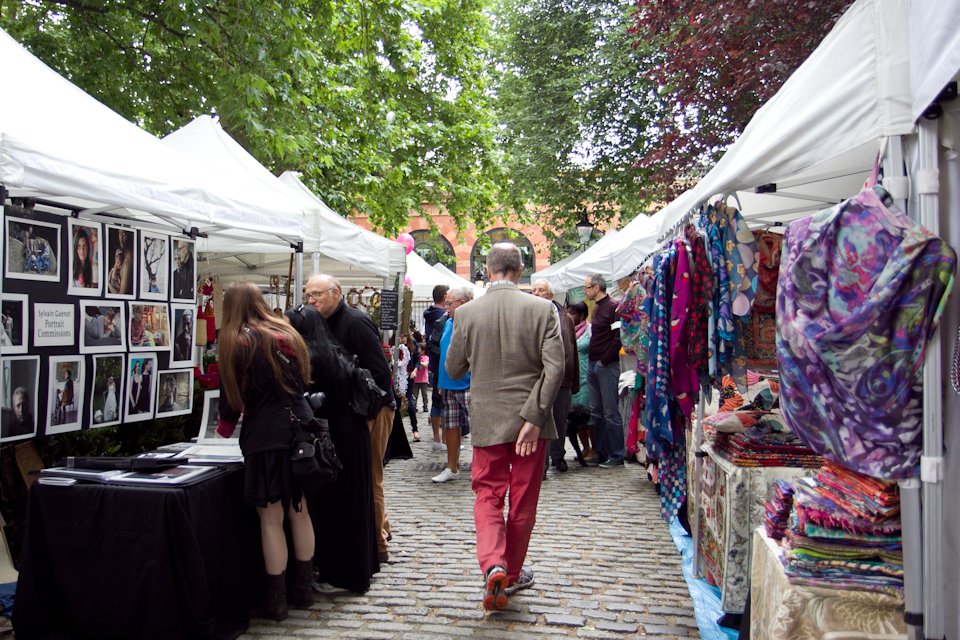 Cabbages & Frocks tweet media