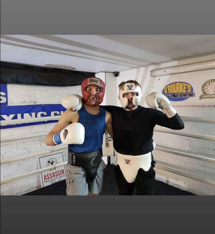 TBradleyBoxing's tweet photo. Getting the rounds in, sharper and faster everyday! ⚪️⚫️ #IrishTB #TBboxing #orourkesgym #boxrooms #sparring #boxing https://t.co/n7a8hjor4v