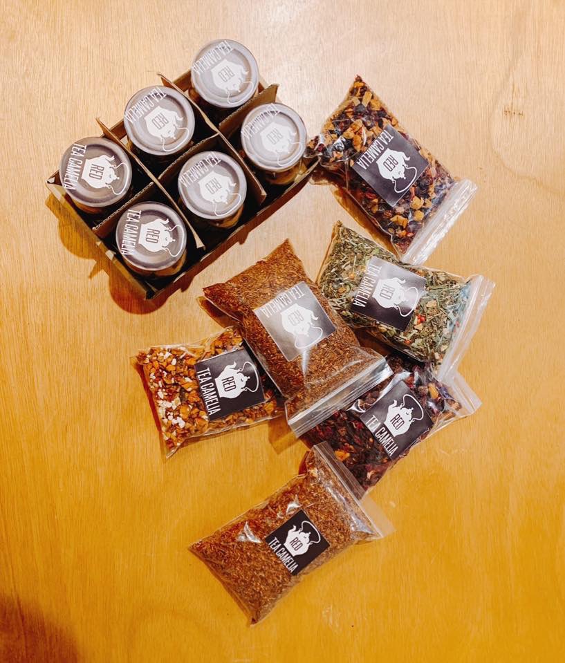 Haz tu pedido en línea y disfruta de este calor con una deliciosa tisana en icetea o frappe! Te encantará! redteacamelia.com

#tealovers #teatime #redteacamelia