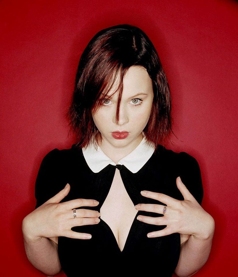 Happy Birthday to Thora Birch who turns 38 today! 