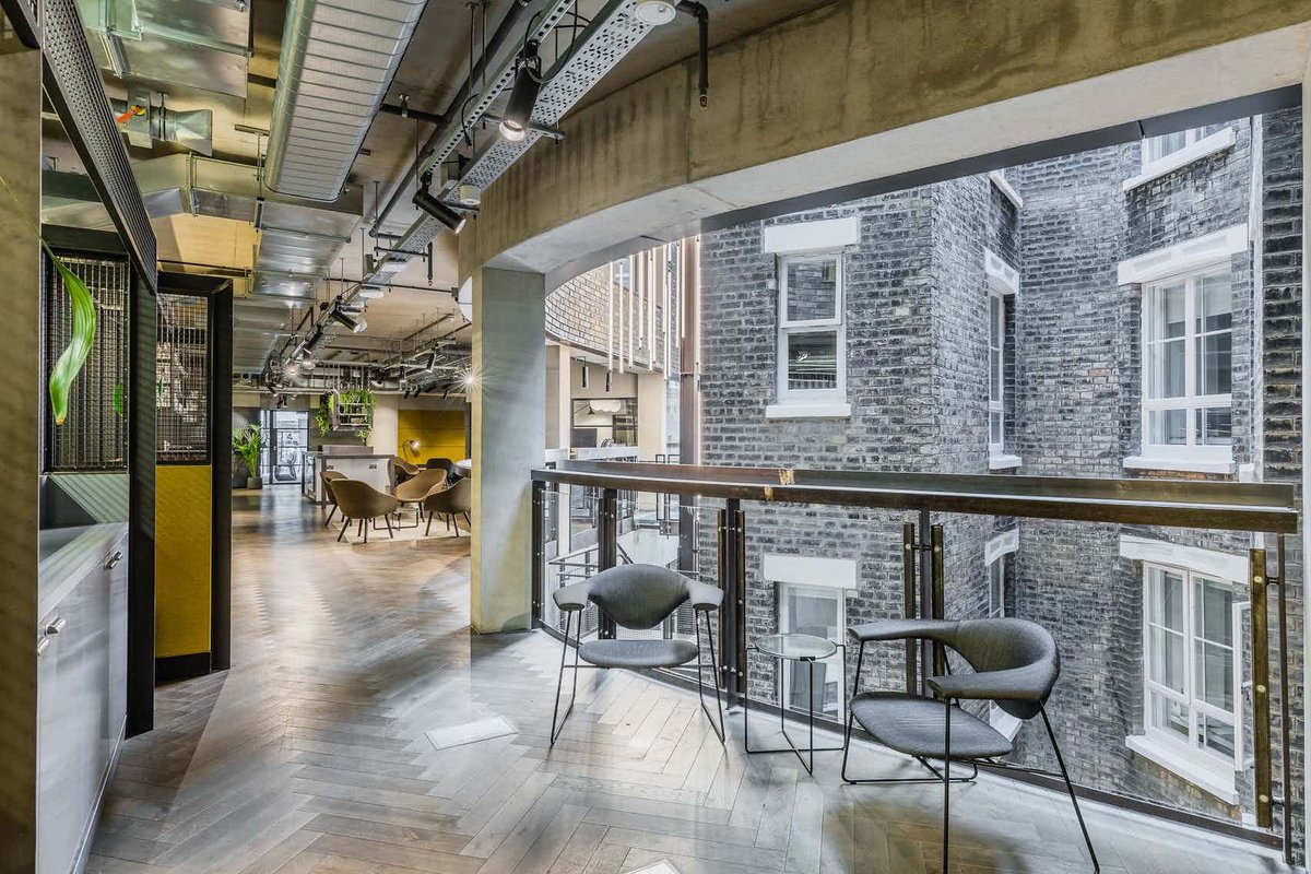 You can now find us at The Stanley Building in Kings Cross 🚚🏢. Please pop in and say hi 👋🏻 if you are in the area! #zesthavemoved #design #kingscross