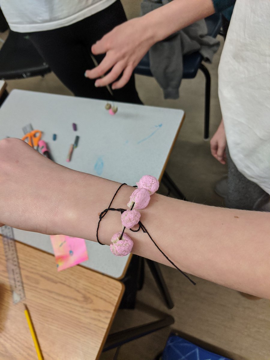 SonjaGoold's tweet image. Take some vinegar, add some hot milk, and voilà! Casein plastic beads. Learning about polymers and chemical reactions through art with @maryledgerart #ThanksToYouHalifax #7Science #STEAM