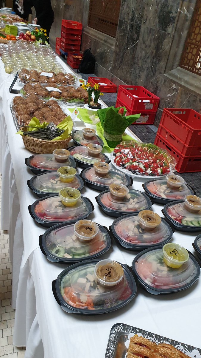 corinna_peil's tweet photo. More conference food due to corona no shows #positivesideeffects #Corona #dgpuk2020 https://t.co/ziLE5yz76z