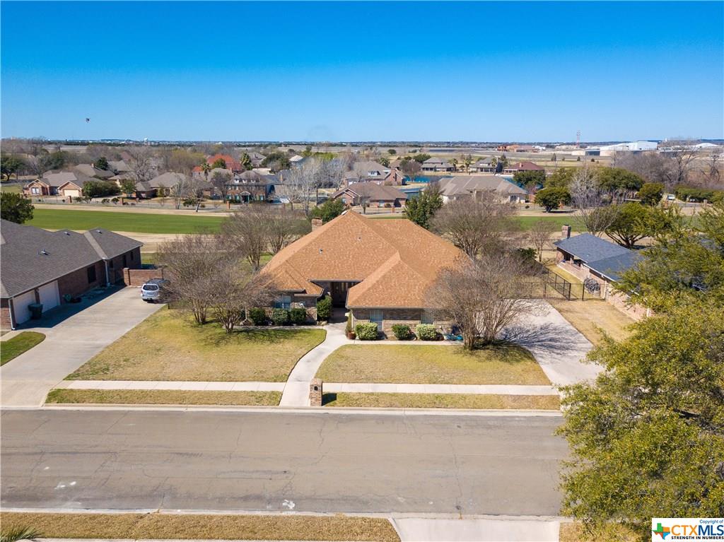 VirginiaVcloud's tweet image. Imagine turning the key to open your beautiful new home. #beautifulhome #homesforsale  cpix.me/l/93400974