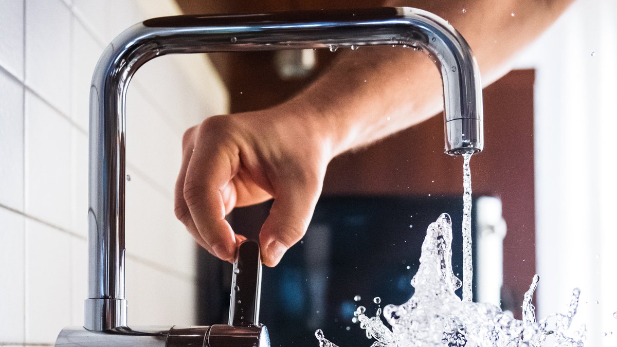 UnoClean's tweet image. Today is World Plumbing Day! Let's all thank the plumbers who keep our water running smoothly so we can keep washing our hands!

#coronavirus #WorldPlumbingDay #appreciationpost #cleanhands #washyourhands #runningwater