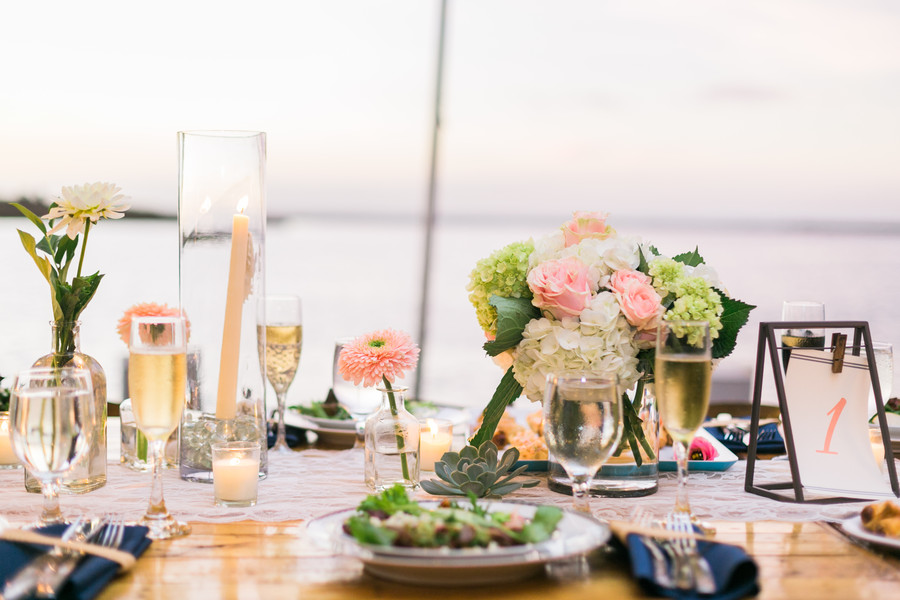 Just some wedding inspiration to take your mind off of the work day 🌿🌸 #oceantents #events #weddinginspo #tentevent #greenandpink #springwedding 
Photo Credit: Rosemary Green Photography