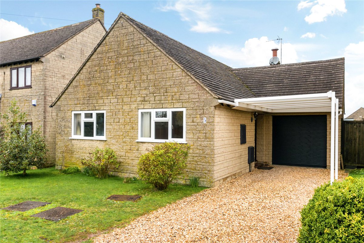🌟 NEW BUNGALOW🌟

Brand new to the market is this detached 2 bedroom bungalow in a cul de sac location. CHAIN FREE!

☎️ Call today to arrange your viewing. 01453 751666.