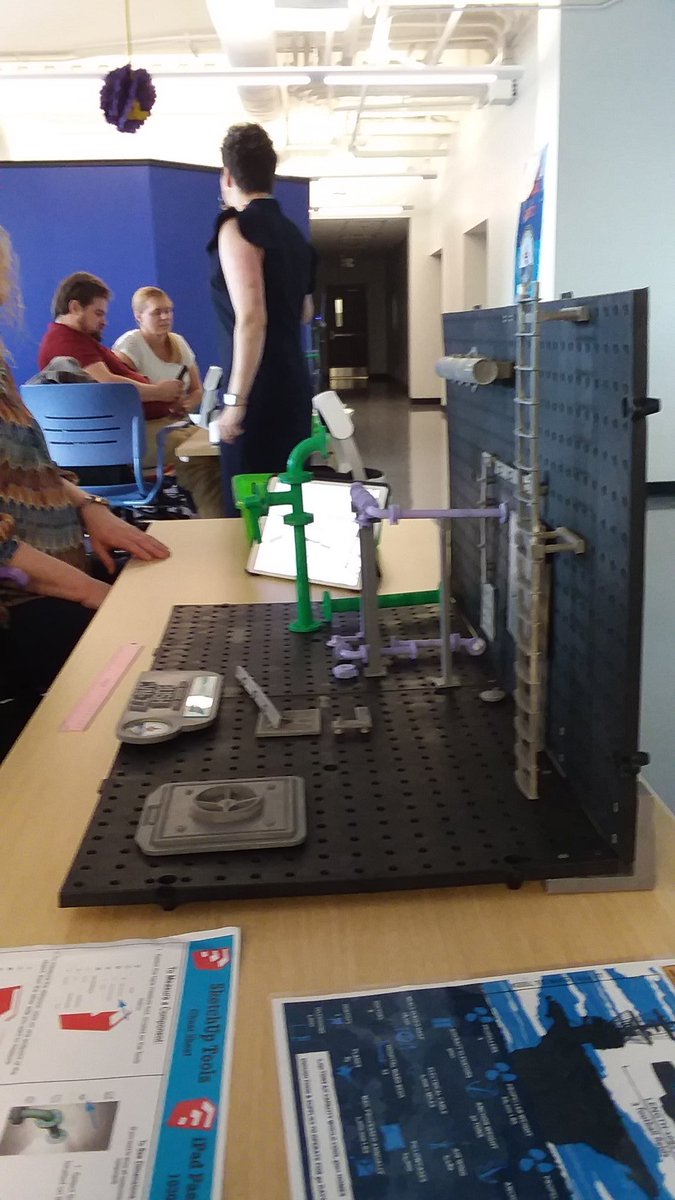 M_Caragiulo's tweet photo. Learning about vr shipbuilding with @classr00mrescue #nnpsproud college, career,  and citizen ready :) https://t.co/IAHQhZAtnD