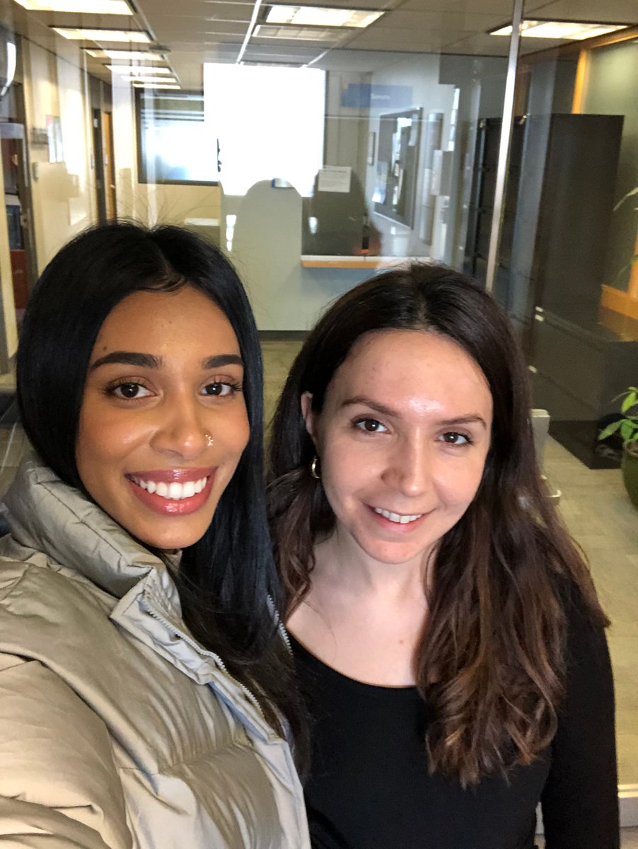 TMU_AIO's tweet photo. Also... make sure to check out @RyersonU 's official instagram to see these two ambassadors explain the Academic Integrity Ambassador program and its initiatives~
#AcademicIntegrityMatters #RyersonPride #RUforAI #AcademicIntegrityAmbassadors https://t.co/CnLz16Uxpg