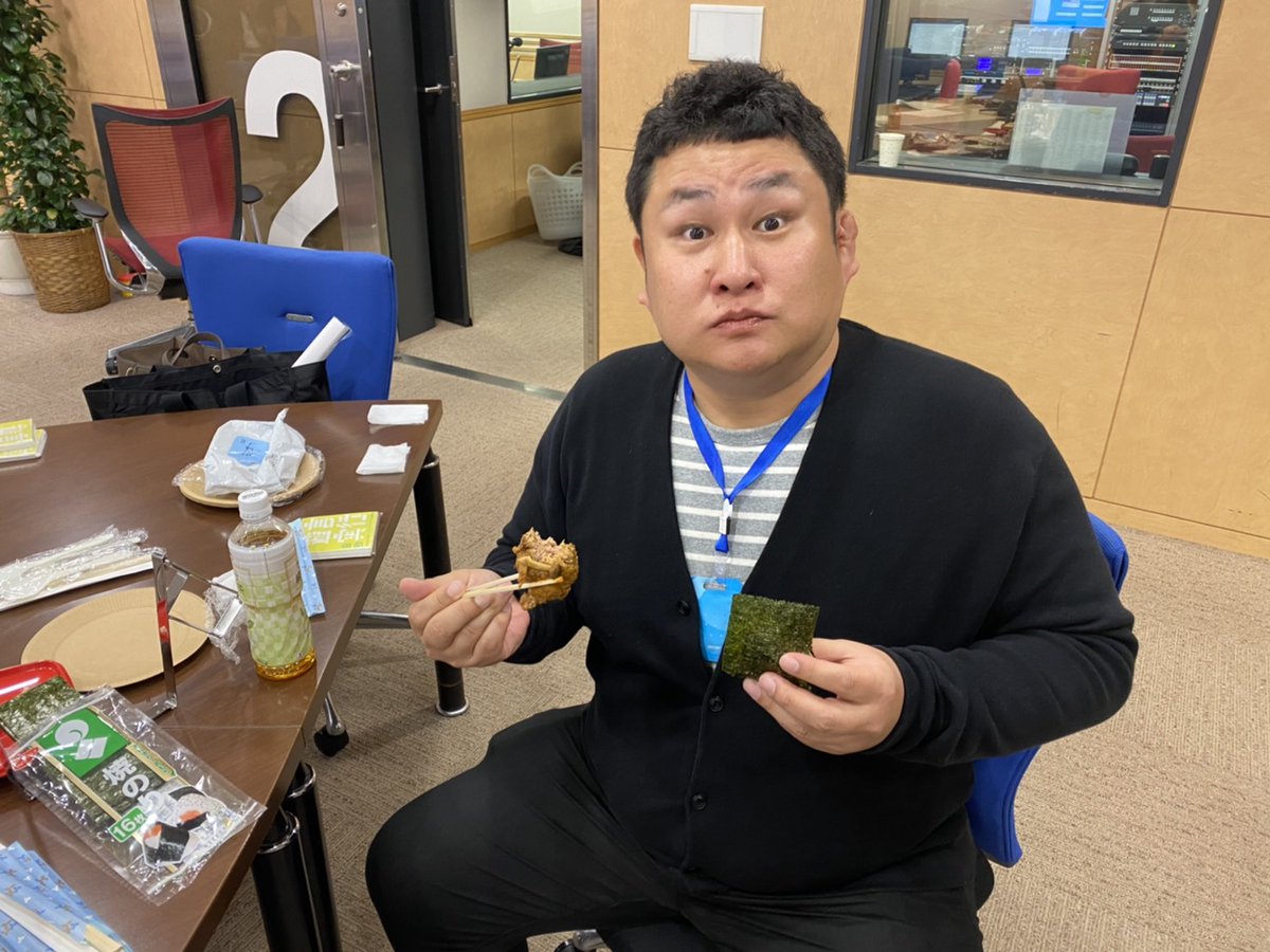 reco_oshirase's tweet photo. さっきのりさんが不在だった理由は……？

スマホでも聴けます⇒https://t.co/jmB0MuHqDc

#reco1134 #乃木坂46 https://t.co/ax6xFmSaHs
