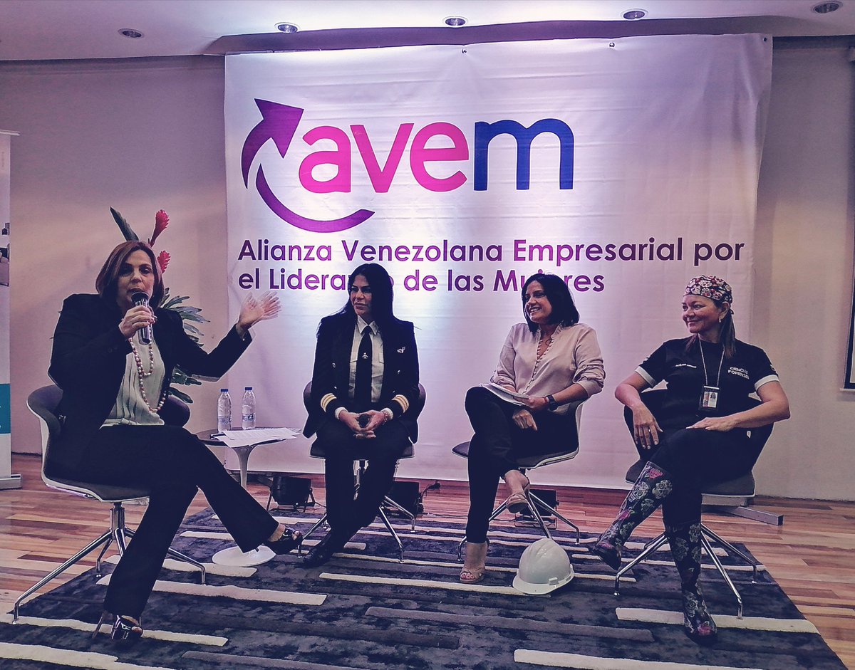 camaramaracaibo's tweet photo. Desde la @camaramaracibo damos inicio al segundo 2Panel de #FOROAVEM2020 con el tema Participación en Sectores de Baja Presentación Femenina. https://t.co/mke1kcCcEH