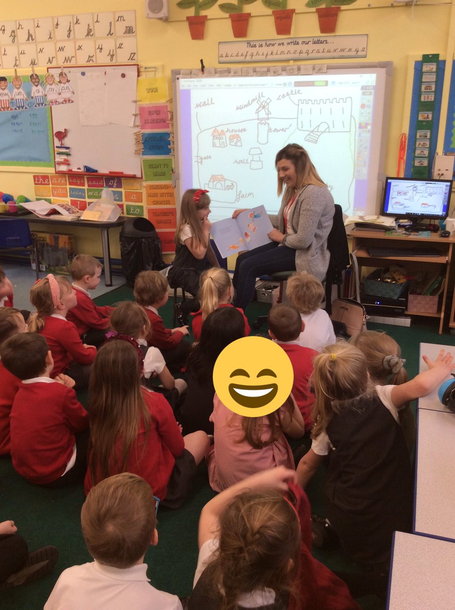 KnypersleyFirst's tweet image. Class 3 had a lovely surprise secret reader this afternoon #Knypersleylovesreading #secretreader